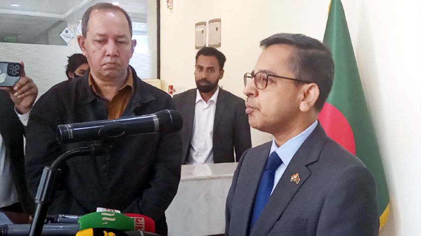 সীমান্তে বেড়া নির্মাণে সহযোগিতামূলক মনোভাব আশা করে ভারত